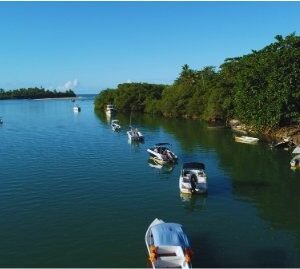 provativo de lancha em caraiva