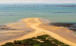 passeio turístico na praia de corumbau